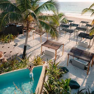 ***** Hotel Ma'xanab Mexico