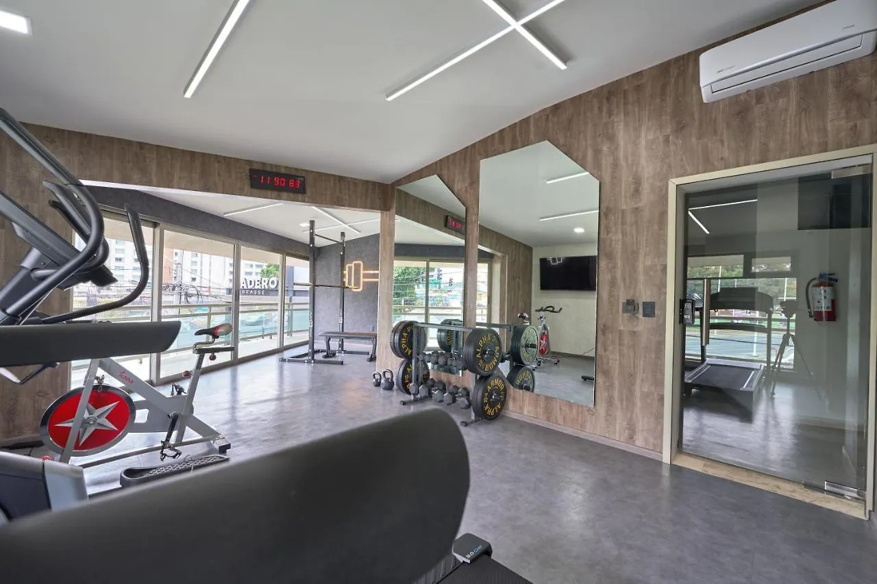 Hotel Estancia Business Class Zapopan Mexico