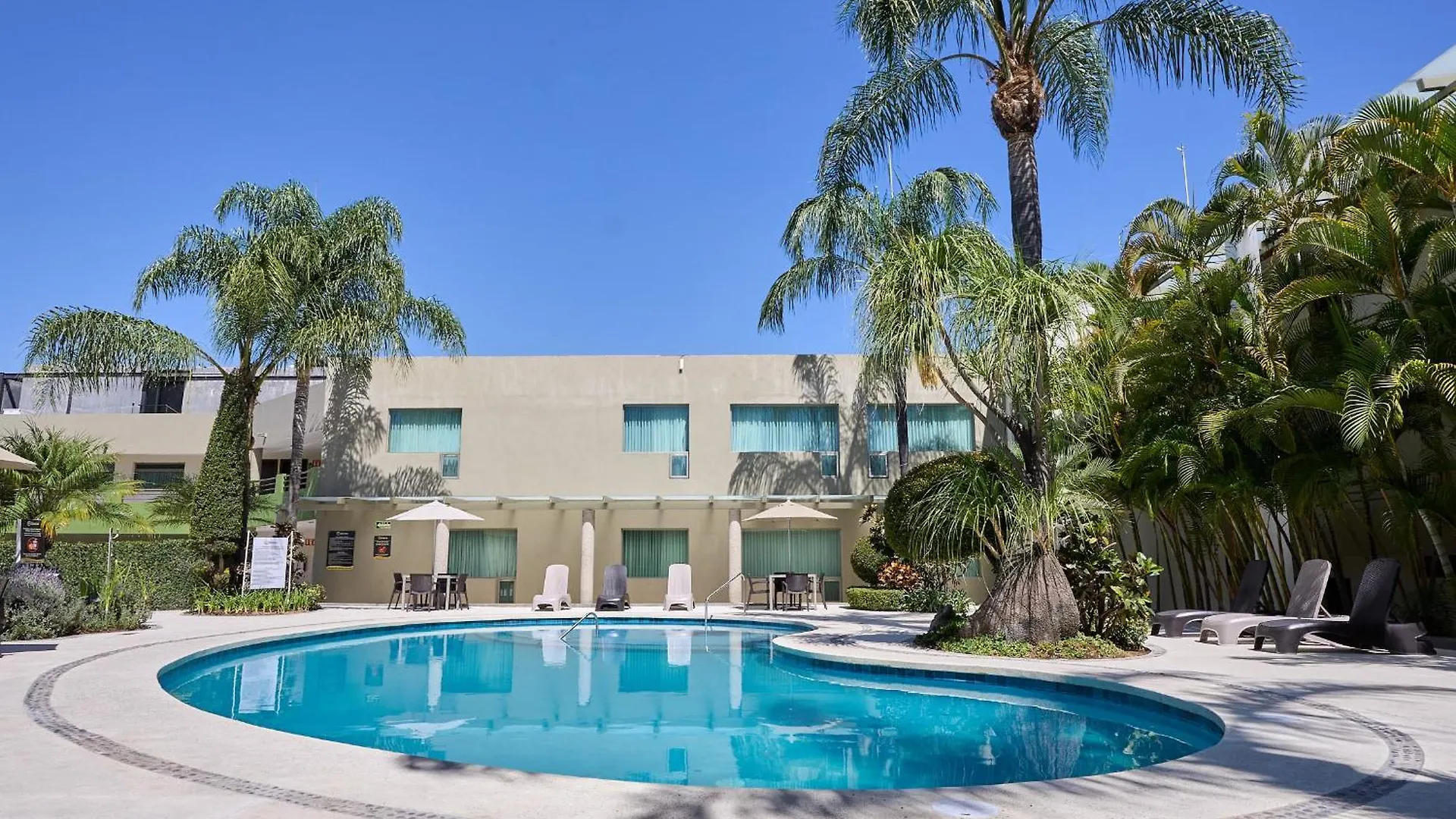 Hotel Estancia Business Class Zapopan