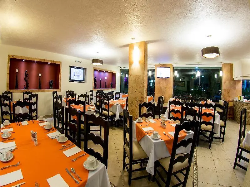 Hotel Estancia Business Class Zapopan 4*,